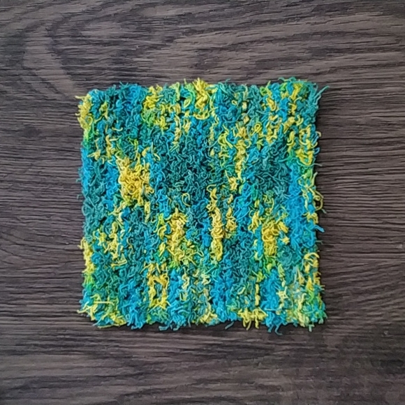Hand Knit Dish Cloth and Mini Scrubbing Cloth - Picture 3 of 8